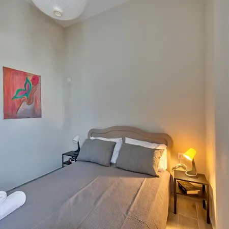 Kapodistriou 67 Ermúpoli