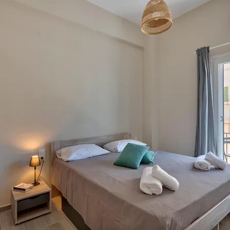 Apartman Kapodistriou 67 *